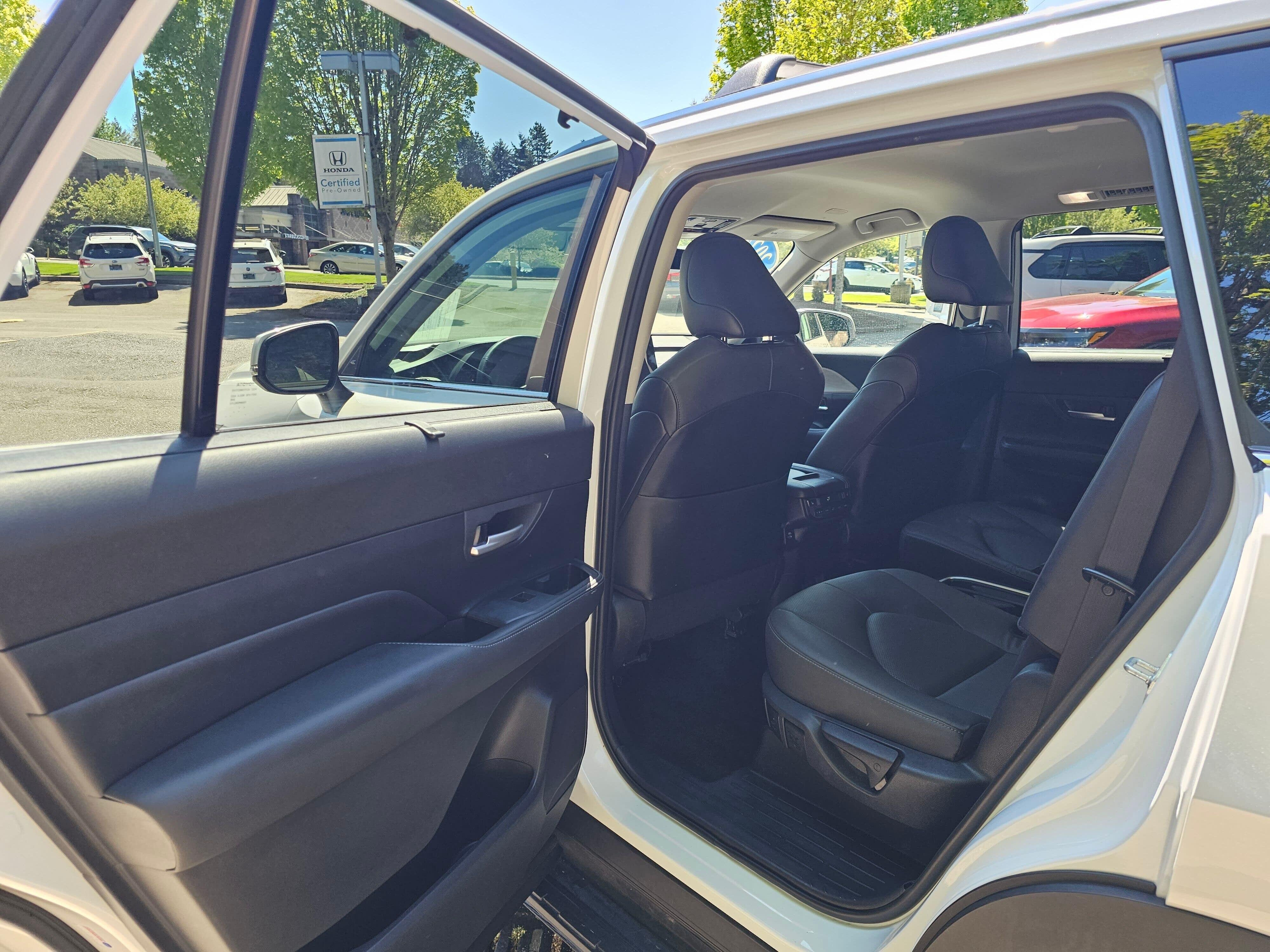 Used 2024 Wind Chill Pearl Toyota Limited image 16