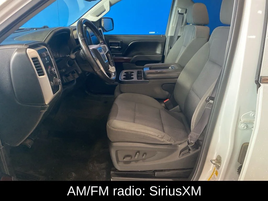 Used 2016 White GMC SLE image 10