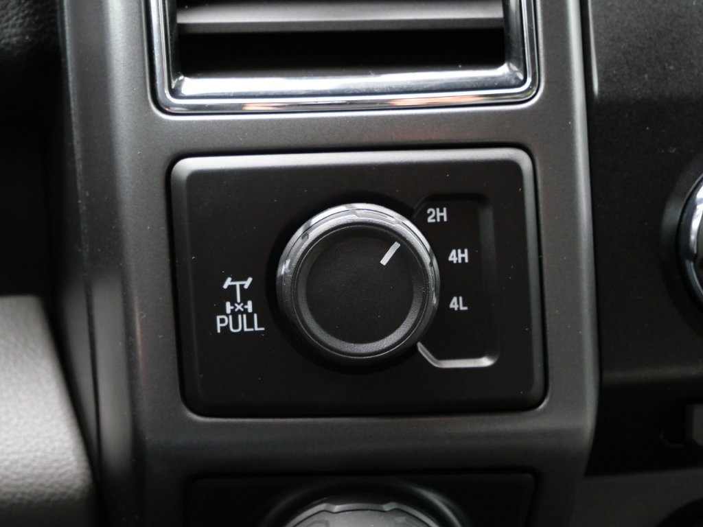 Used 2018 Red Ford XLT image 24