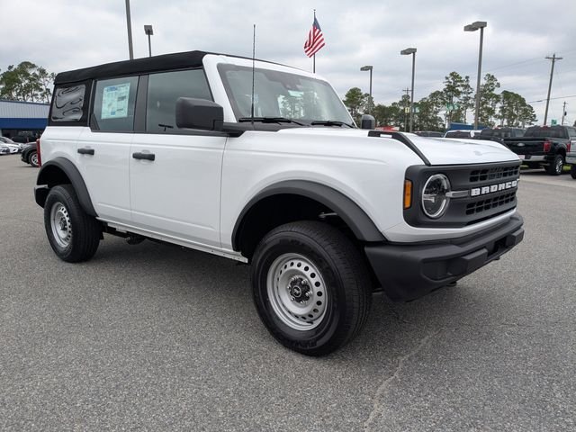 New 2025 Oxford White Ford Base image 2