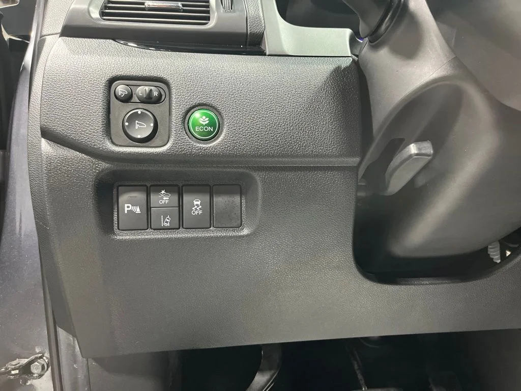 Certified Used 2019 Modern Steel Metallic Honda Touring image 13