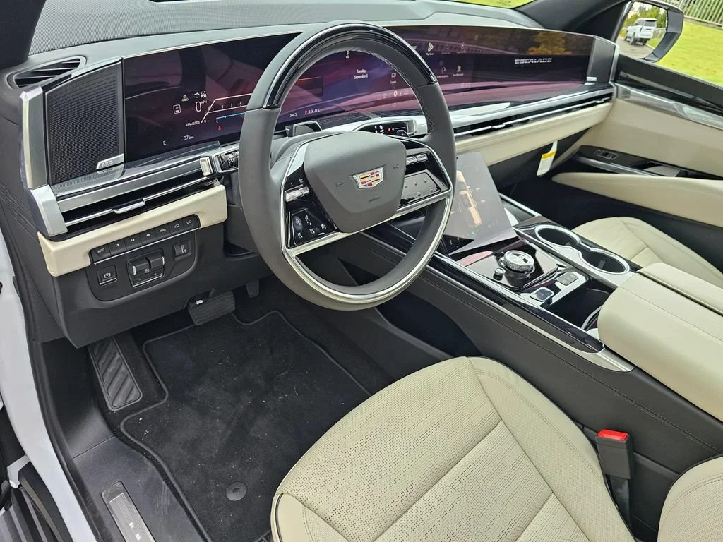 New 2026 Vibrant White Tricoat Cadillac Sport image 22