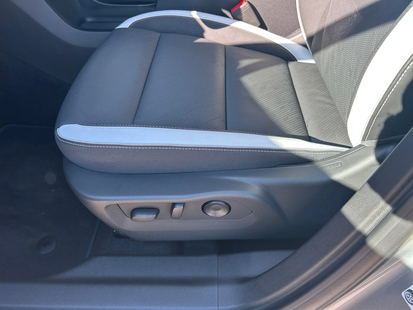 New 2026 Moonstone Grey Metallic Buick Sport Touring AWD image 15