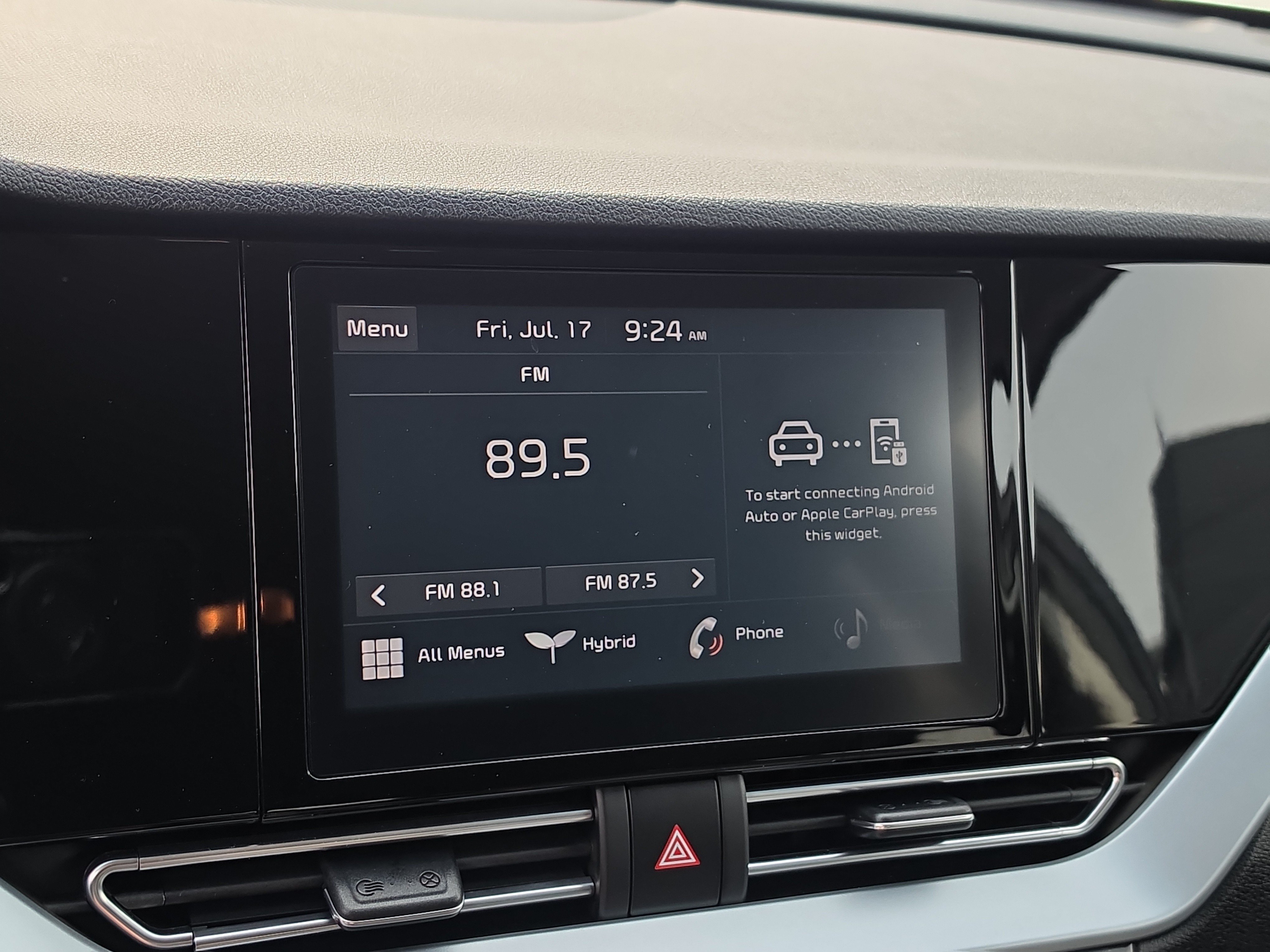 Certified Used 2022 Aurora Black Pearl Kia LX image 21