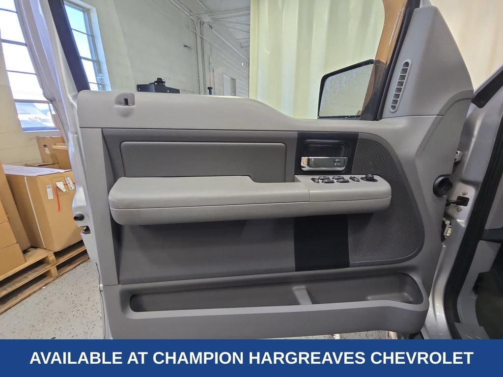 Used 2008 Silver Ford XLT image 30