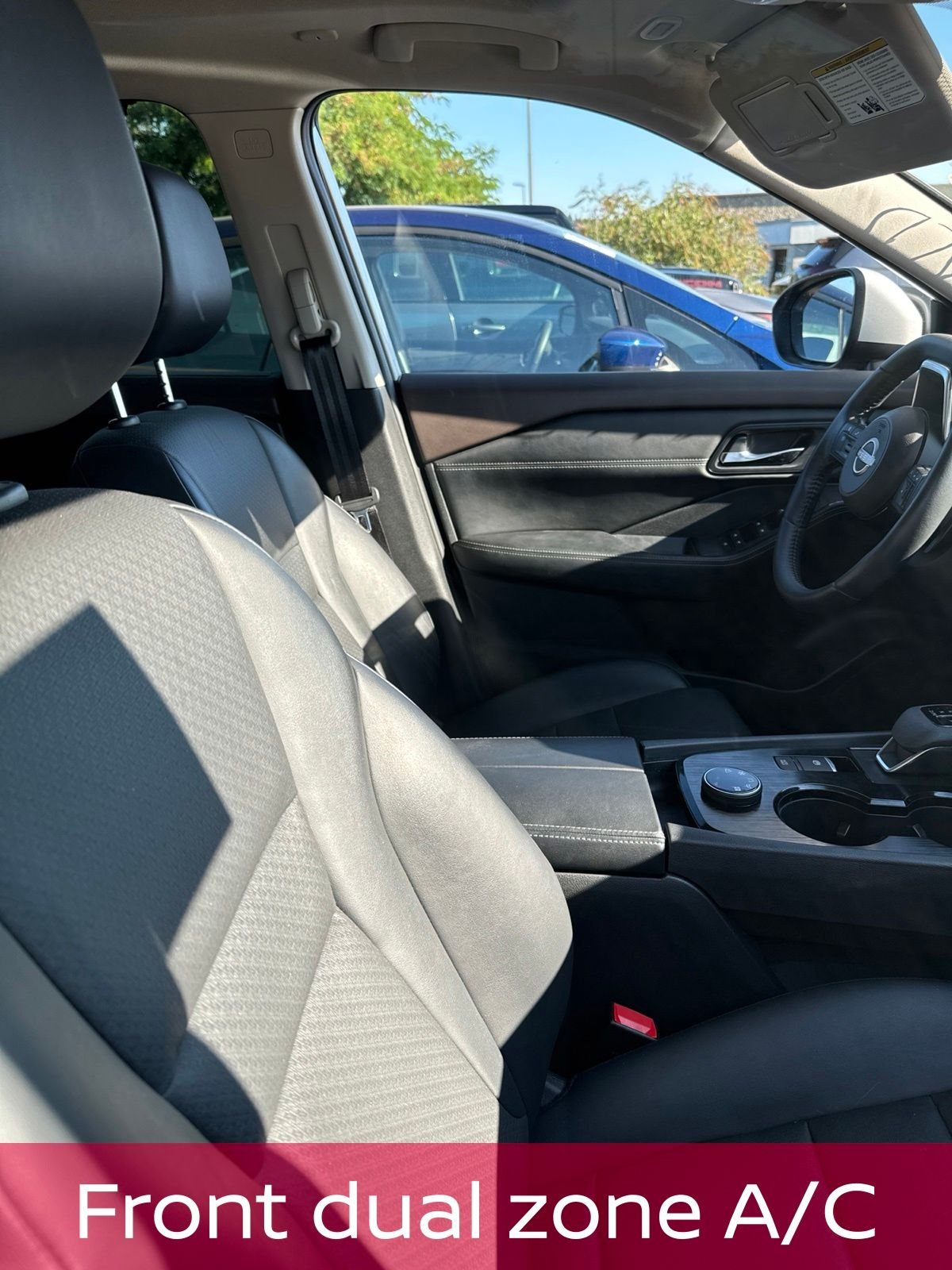 Used 2023 Silver Nissan SV image 7