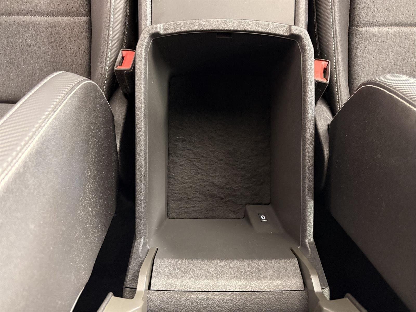 Used 2021 Platinum Gray Metallic Volkswagen 3.6L V6 SE w/Technology image 35