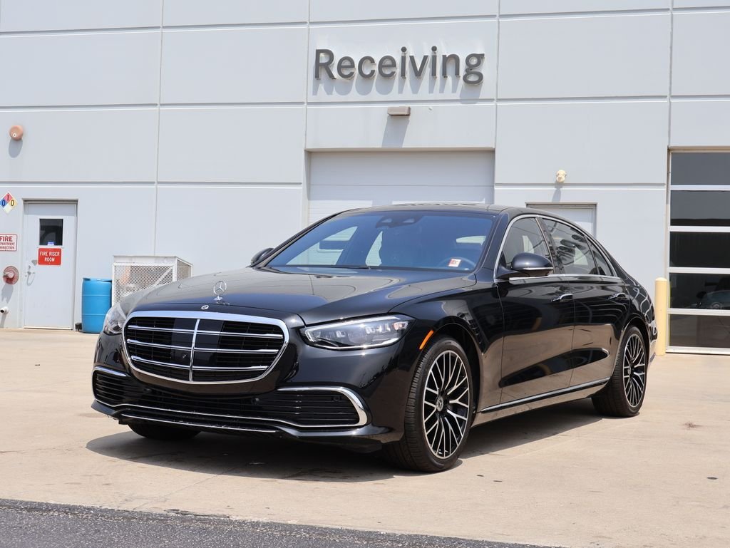 Certified Used 2023 Obsidian Black Metallic Mercedes-Benz S 580 image 3