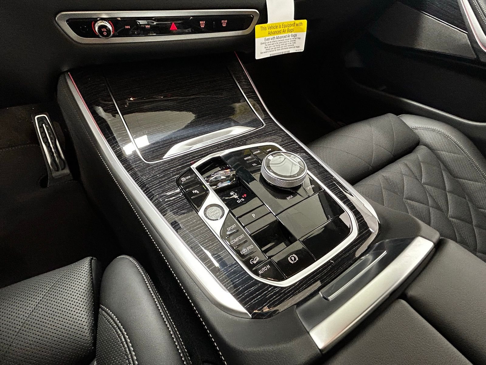New 2026 Dravit Grey Metallic BMW M60i image 22