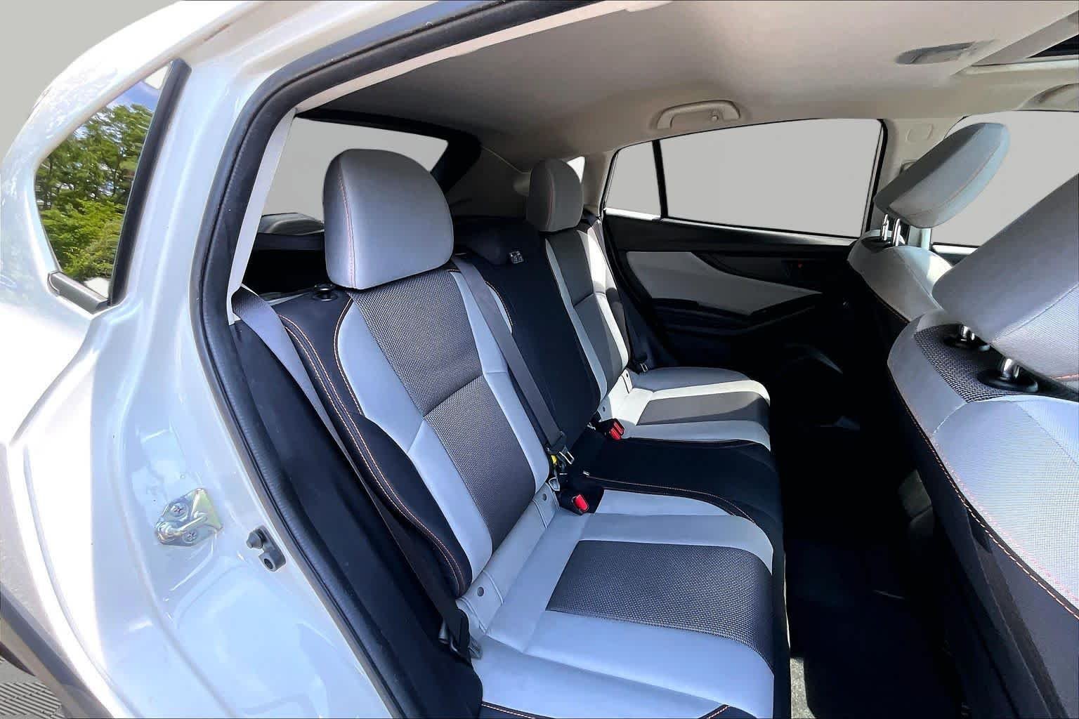 Used 2019 Crystal White Pearl Subaru Premium image 20
