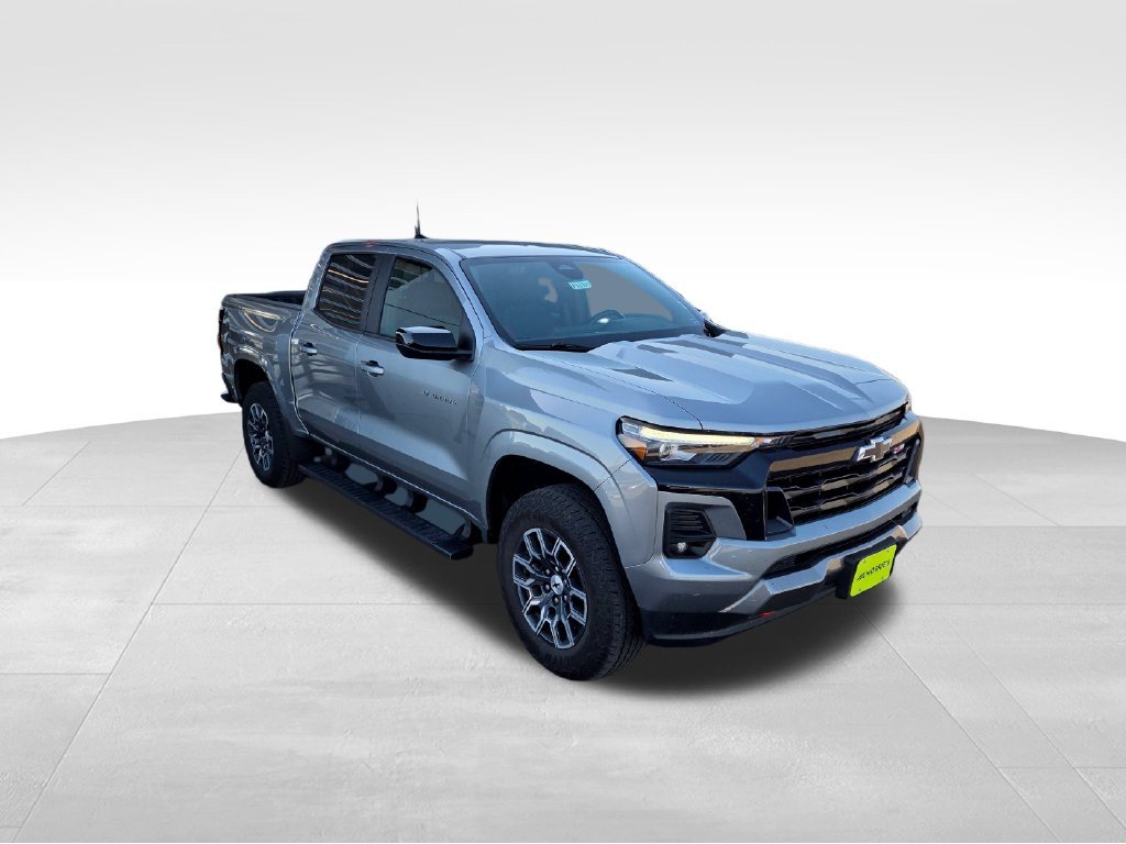 Used 2023 Gray Chevrolet Z71 image 7