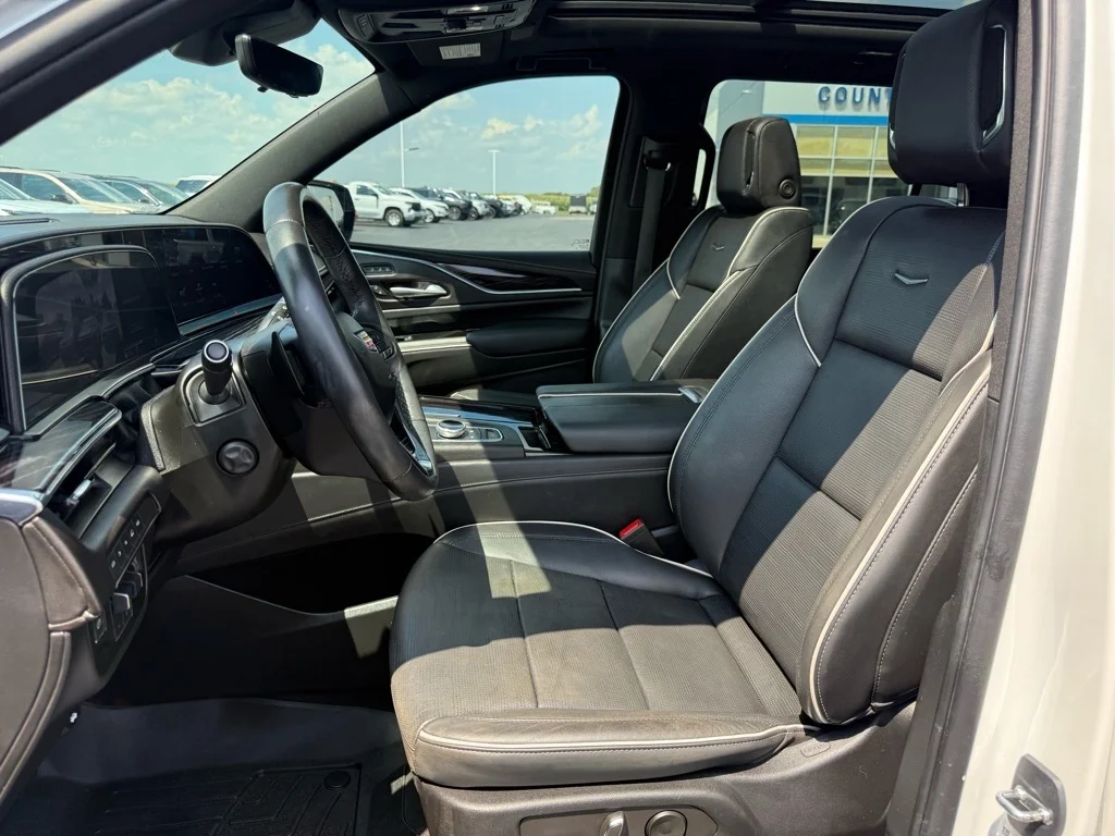 2022 Cadillac Escalade ESV Sport - Photo 12