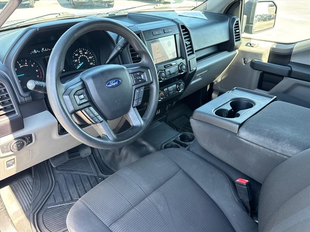 Used 2019 Ingot Silver Ux Ford XL image 15