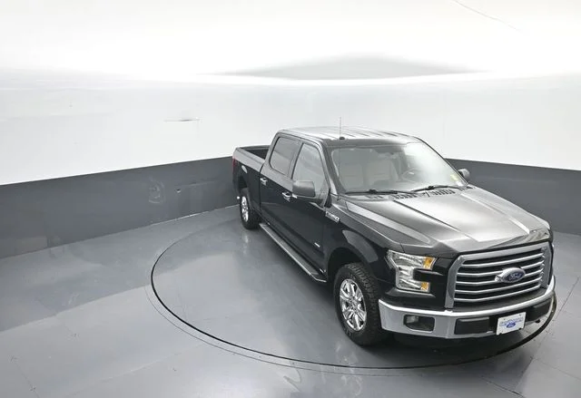 Used 2016 Shadow Black Ford XLT image 24