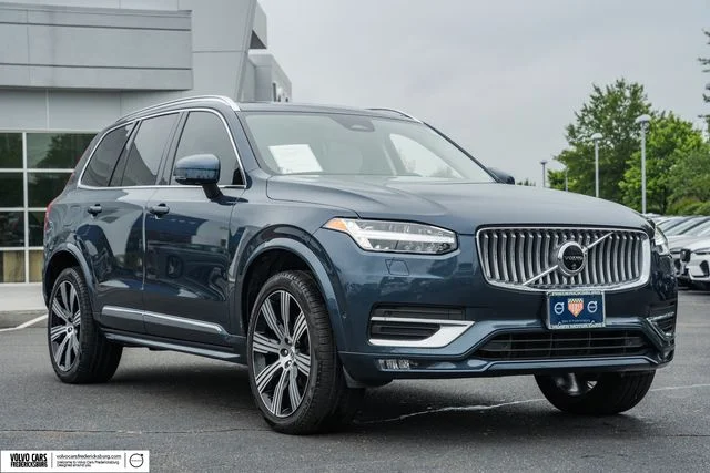 2024 Volvo XC90 B6 Plus 7-Seater Bright theme 4WD's photo