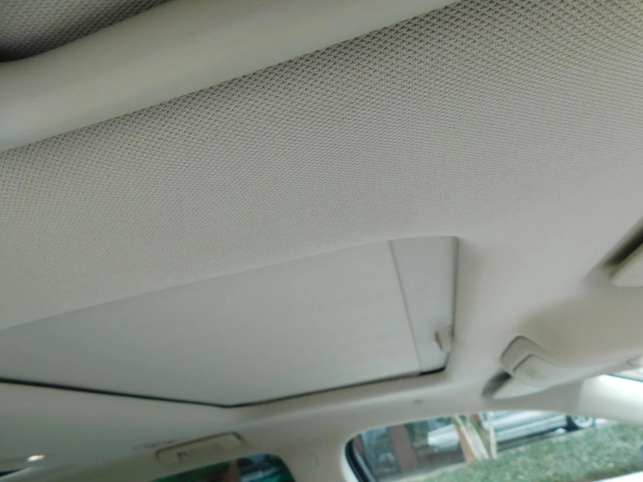 Used 2022 White GMC FWD 4DR DENALI image 24