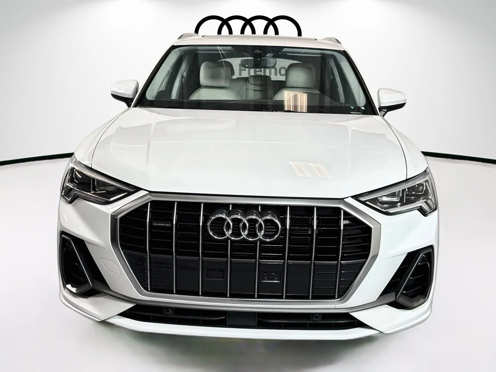 Used 2025 White Audi S line Premium image 2