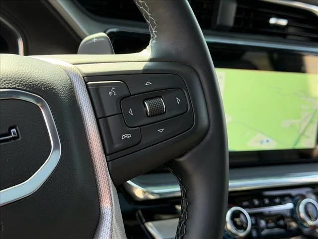 Used 2025 Onyx Black GMC Denali image 21