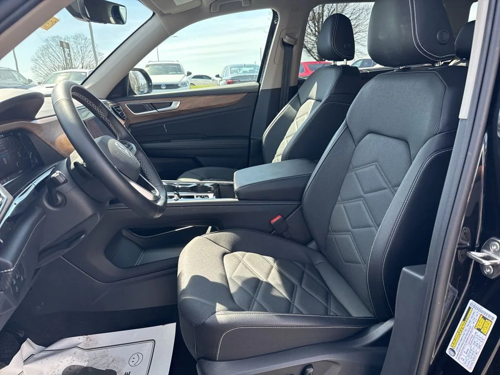 2026 Volkswagen Atlas SE w/Tech - Photo 21