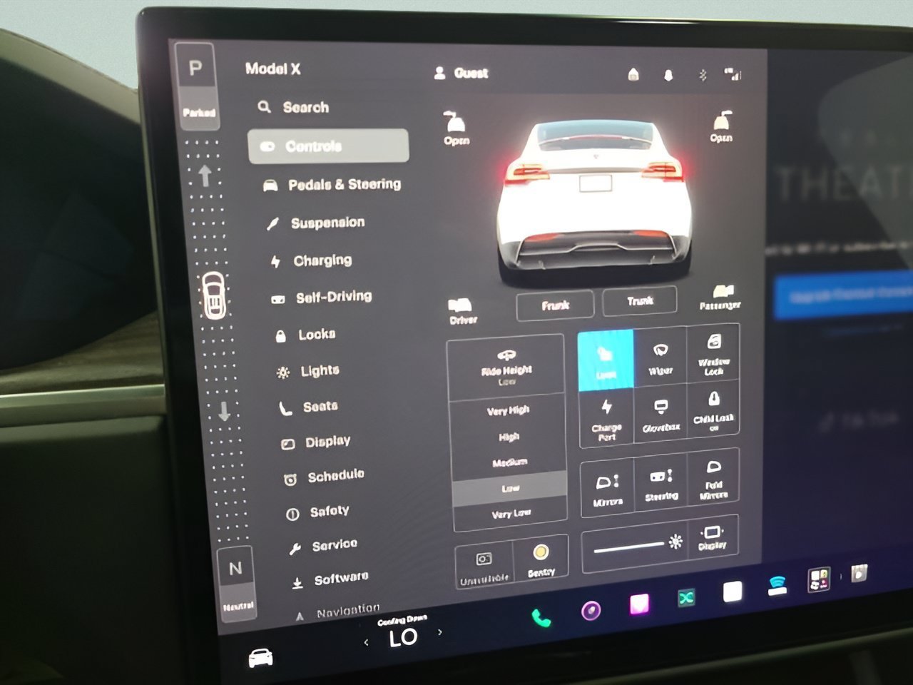 2023 Tesla Model X Long Range - Photo 35