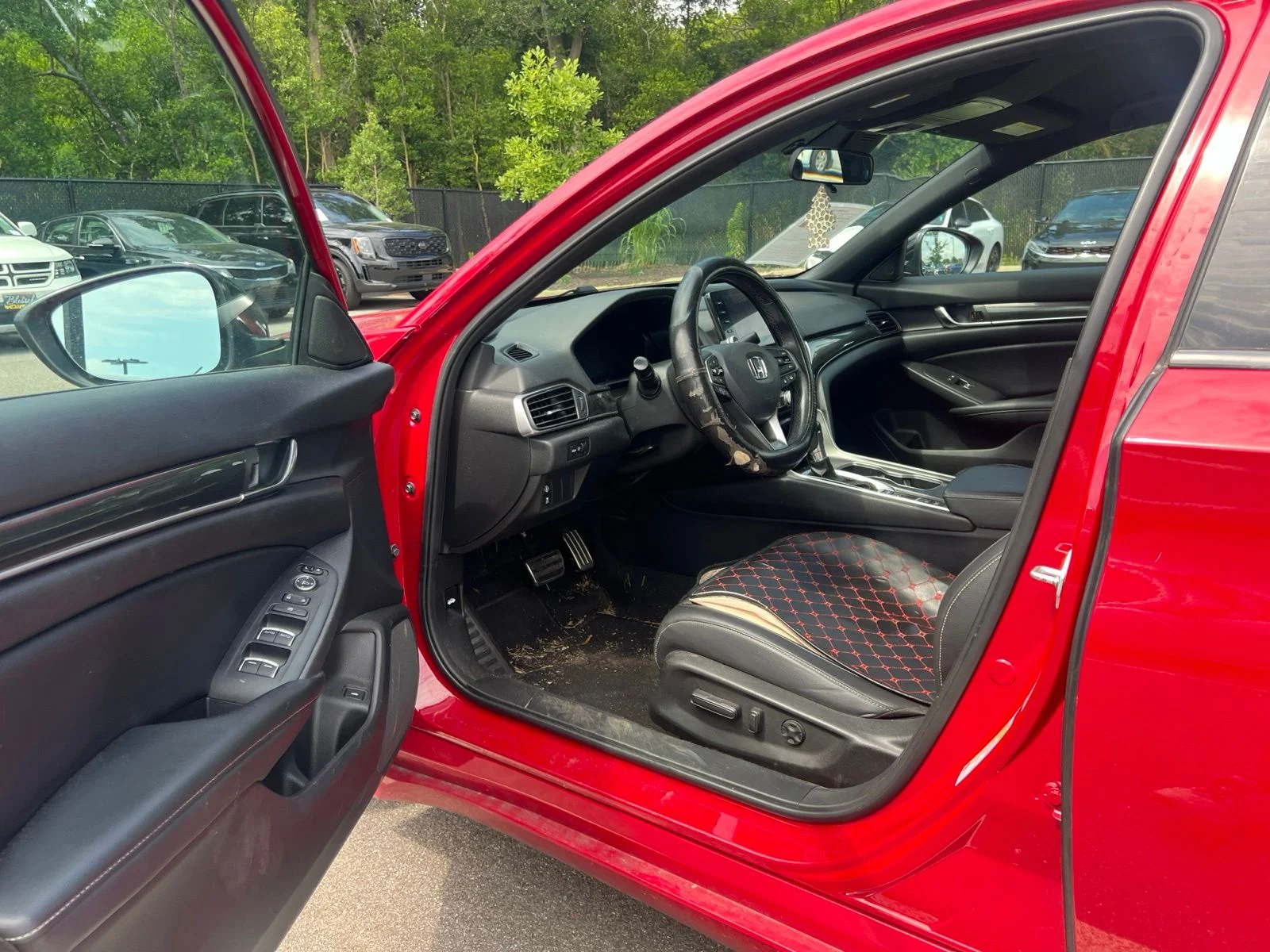 Used 2022  Honda Sport image 4