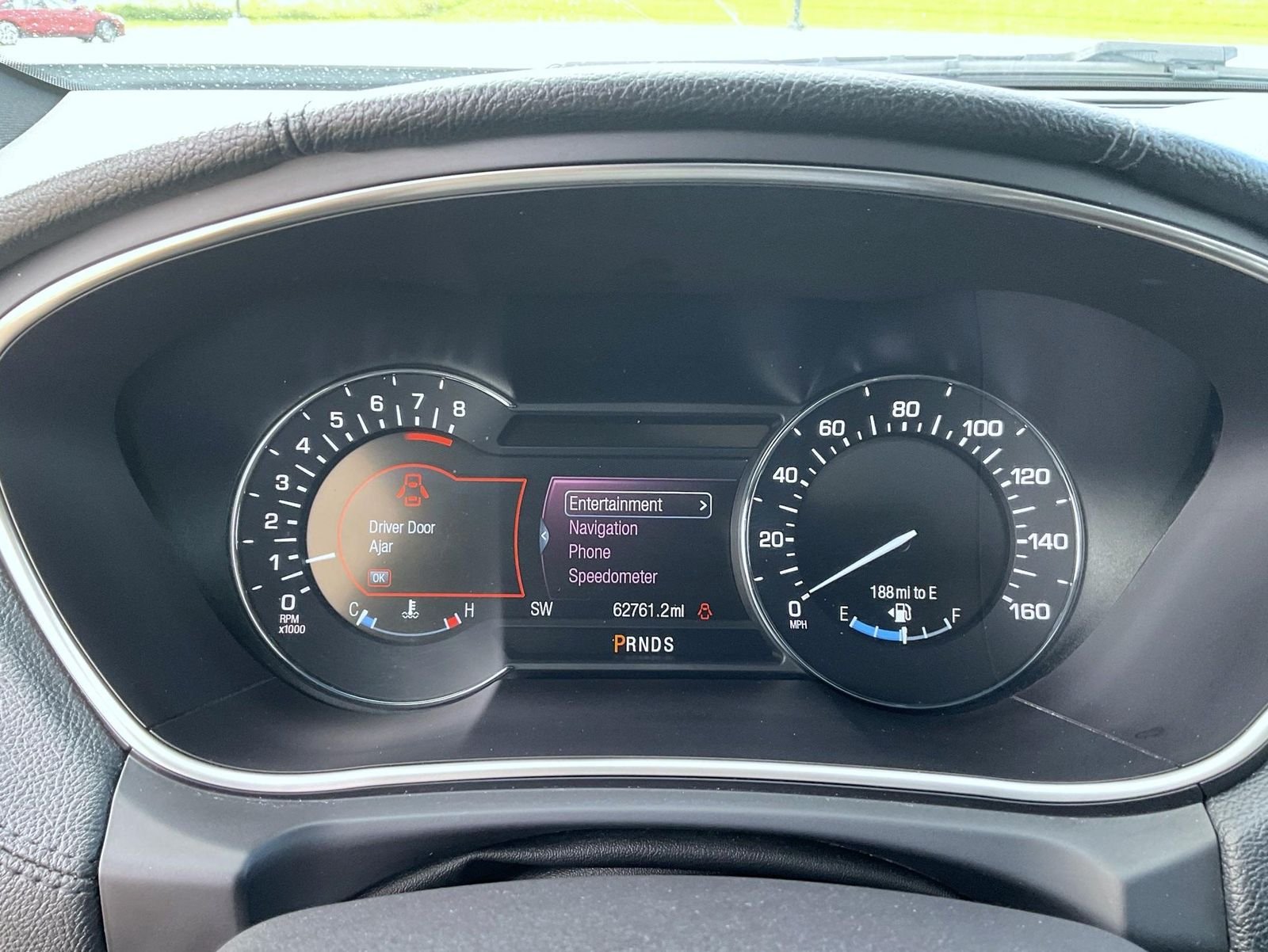 Used 2018 White Lincoln Reserve image 12