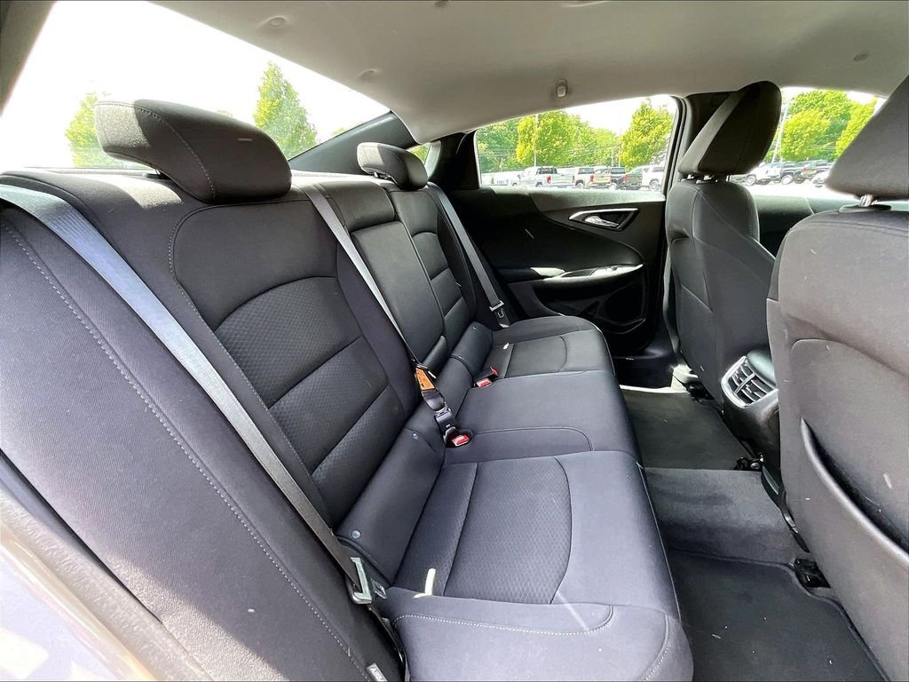 Used 2023 Gray Chevrolet LT image 16