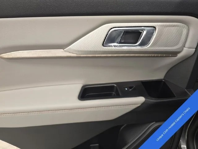 New 2027 Carbonized Gray Metallic Ford Active image 20