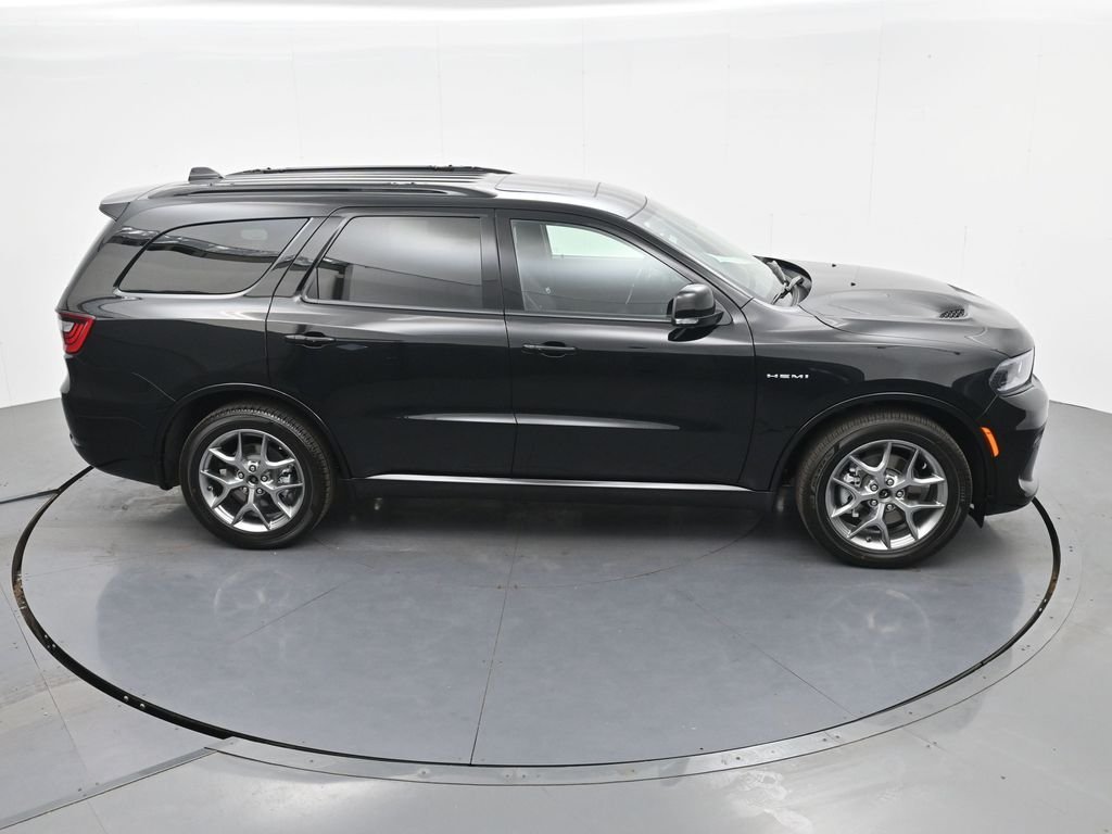 New 2026 Diamond Black Clear-Coat Exterior Paint Dodge GT Plus HEMI V8 image 26
