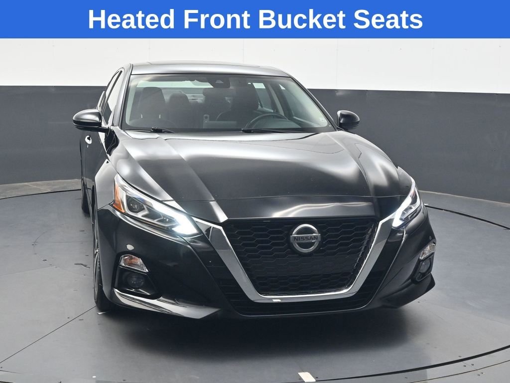 Used 2022 Black Nissan 2.5 SL image 9