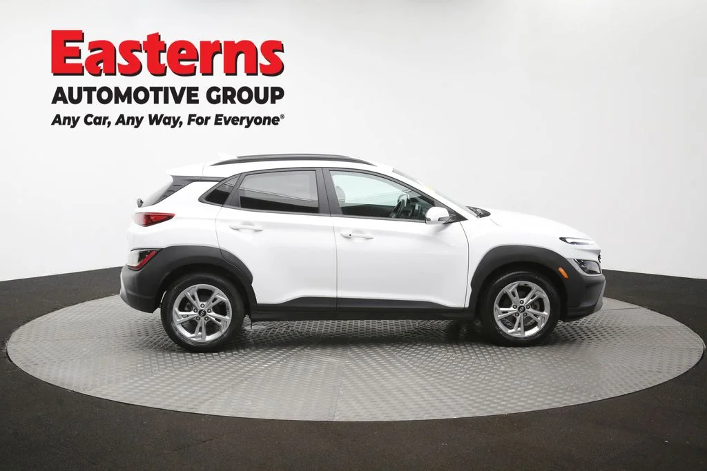 Used 2023 White Hyundai SEL image 43