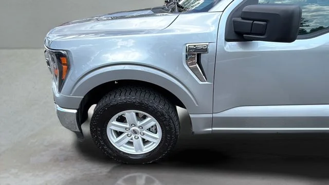 Used 2023 Silver Ford XLT image 34