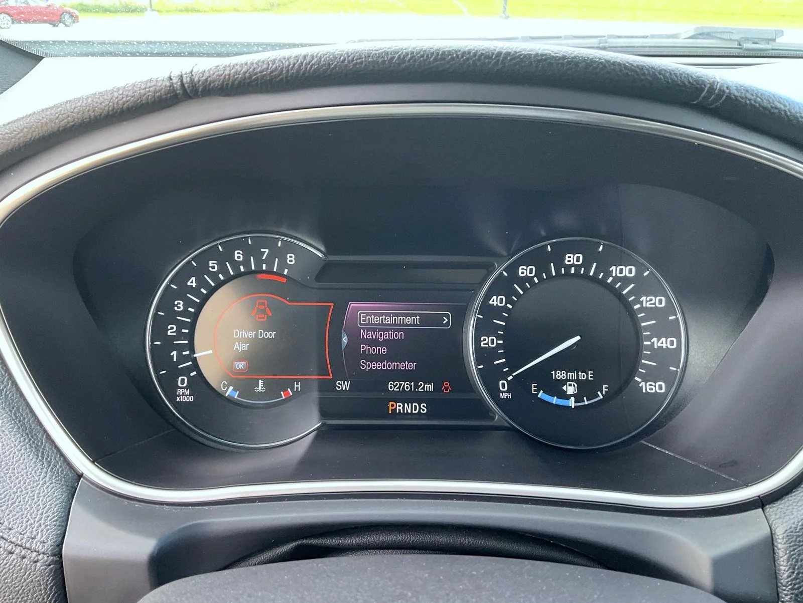 Used 2018 White Lincoln Reserve image 12