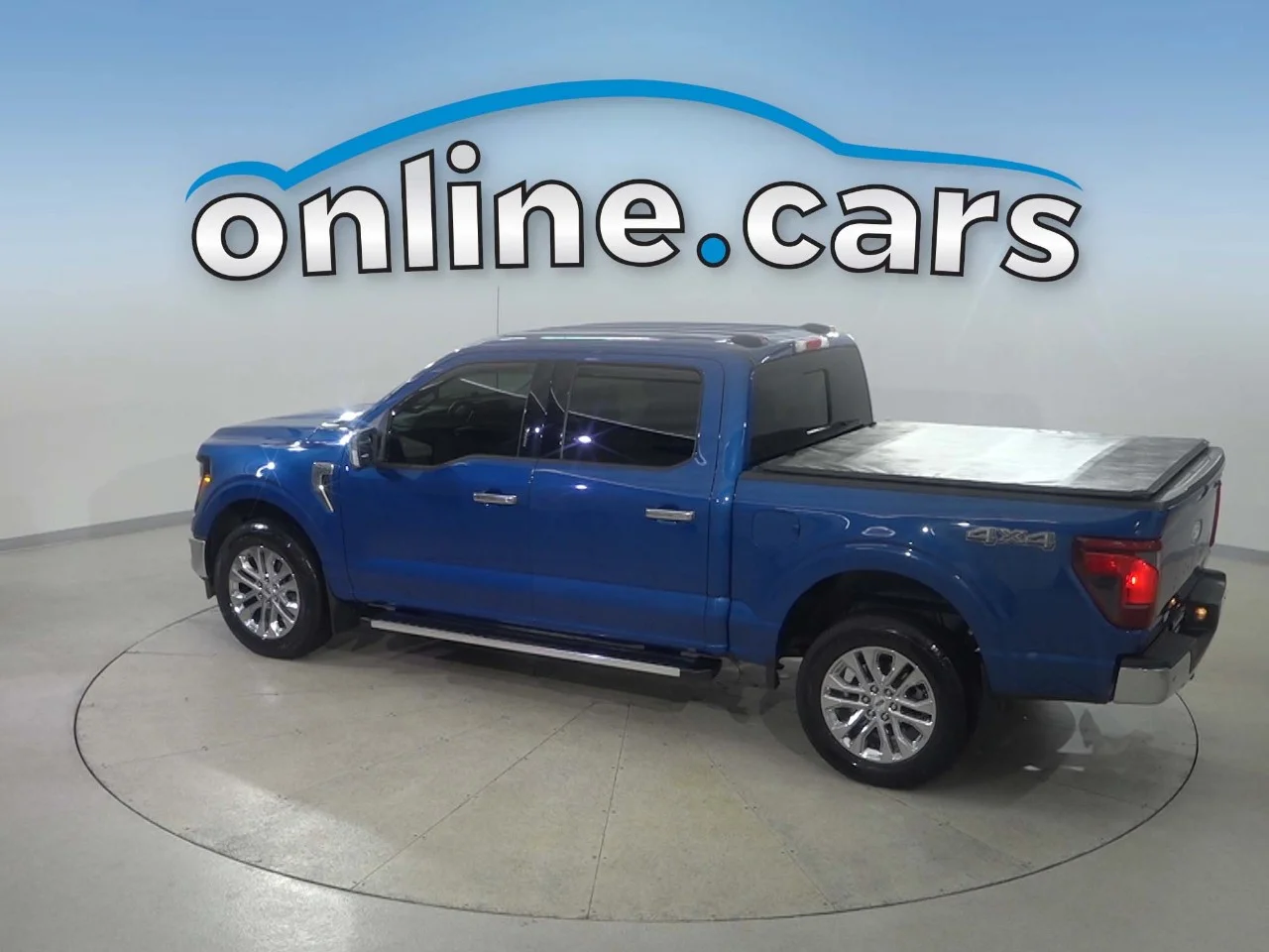 Used 2024 Blue Ford XLT image 28