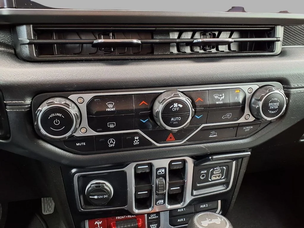 Used 2024 Red Jeep Rubicon image 9