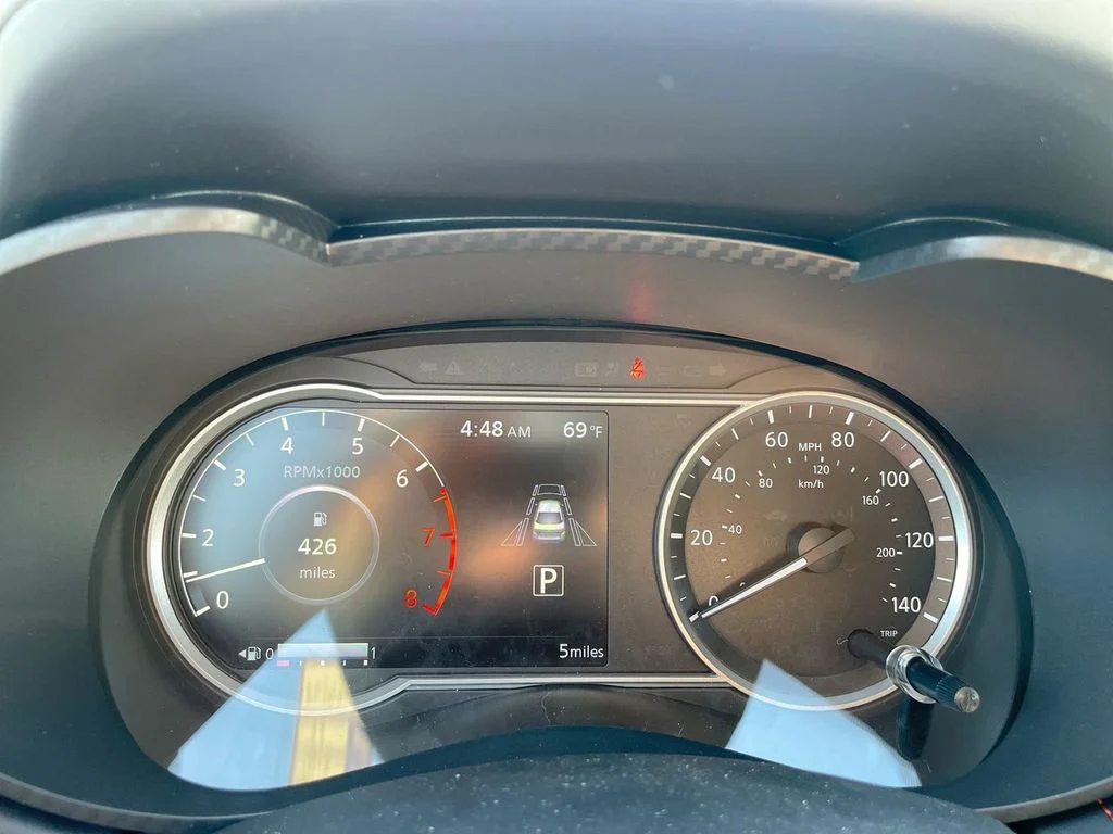 Certified Used 2025 Gray Nissan 1.6 SR image 25