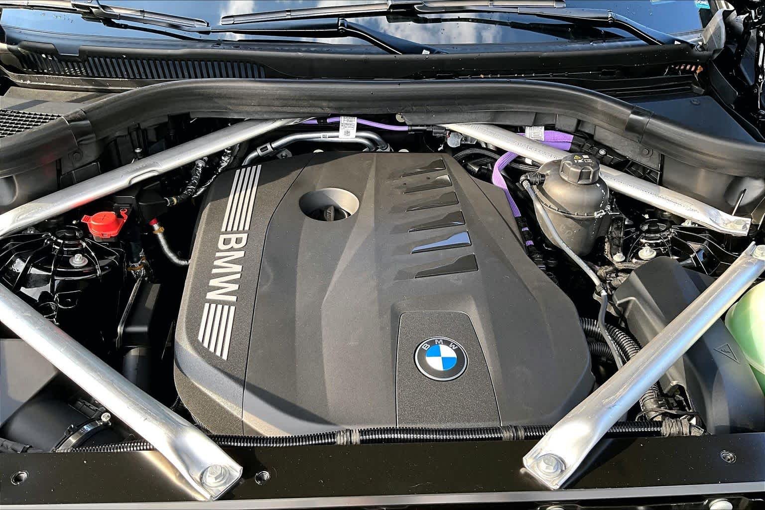 New 2026 Black Sapphire Metallic BMW xDrive40i image 16