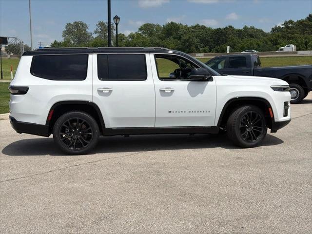 New 2026 Bright White Clear-Coat Exterior Paint Jeep Summit Reserve image 10