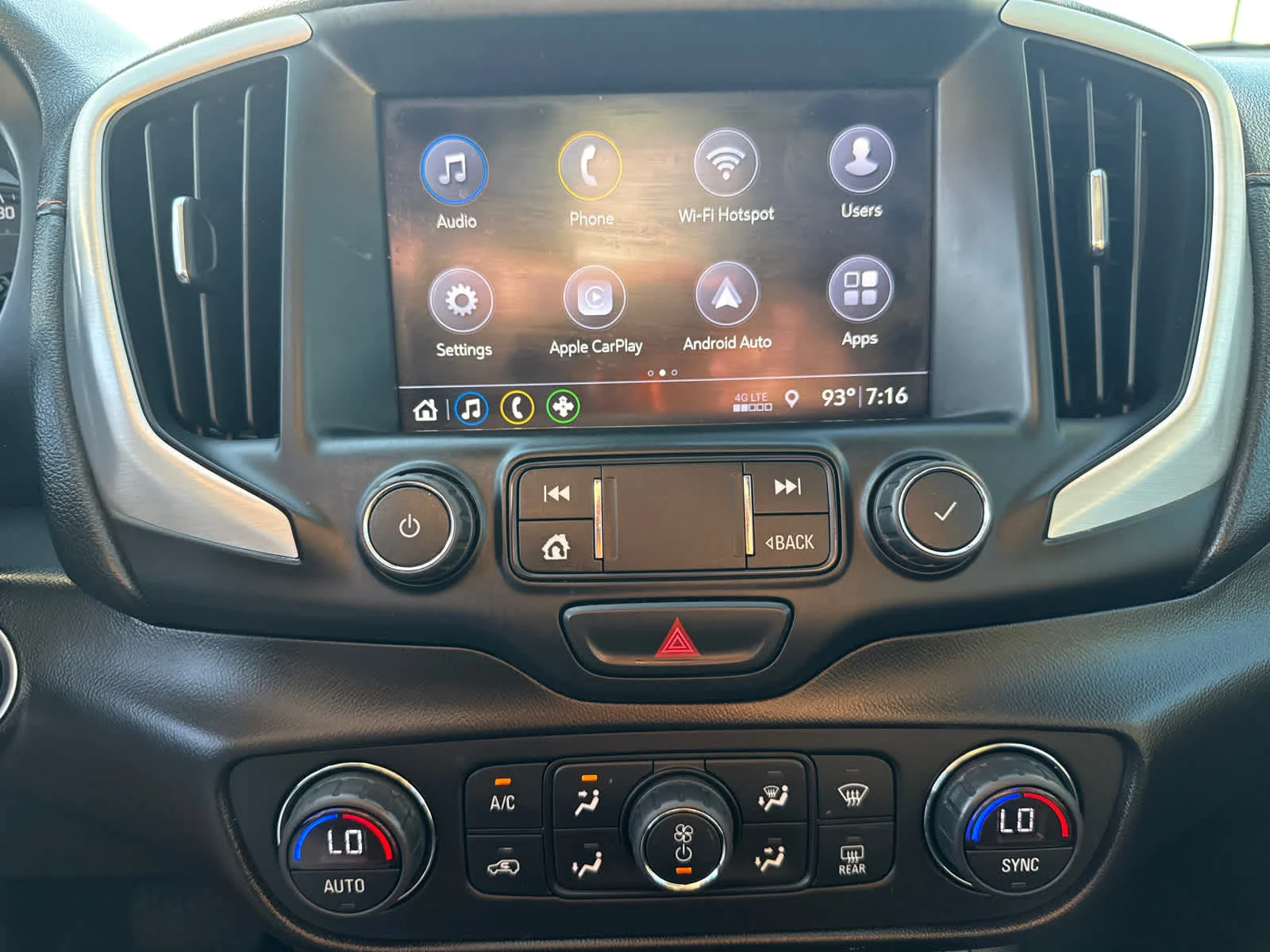 Used 2020 Satin Steel Metallic GMC SLT image 21