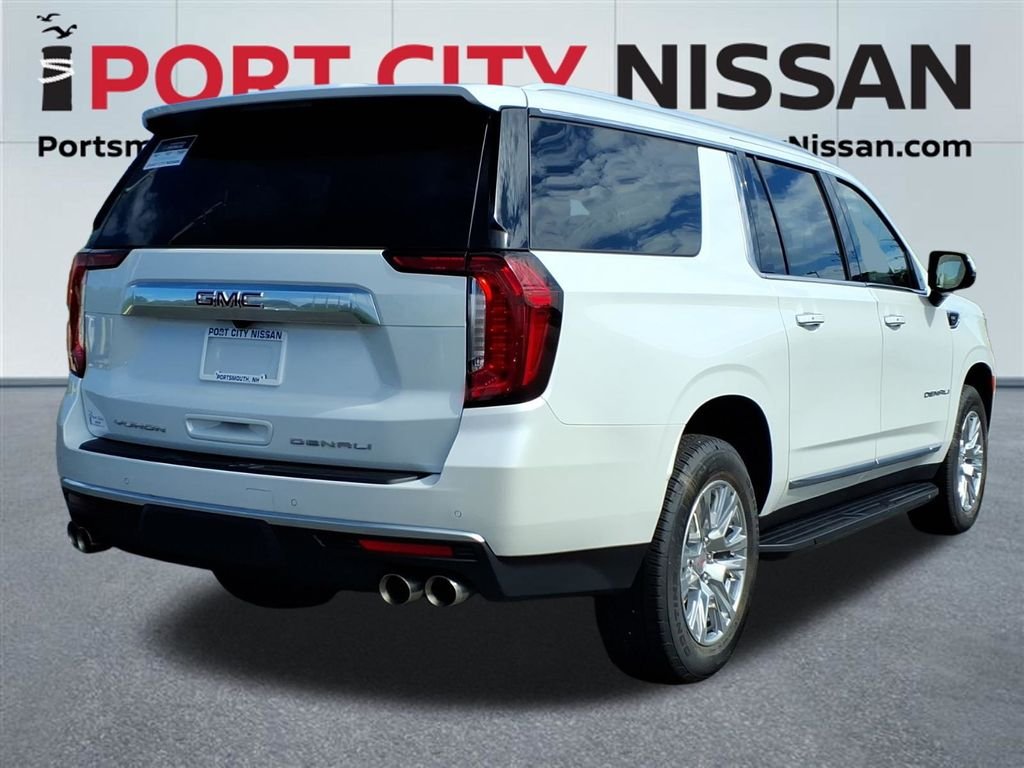Used 2024 White Frost GMC Denali w/panoramic sunroof image 32