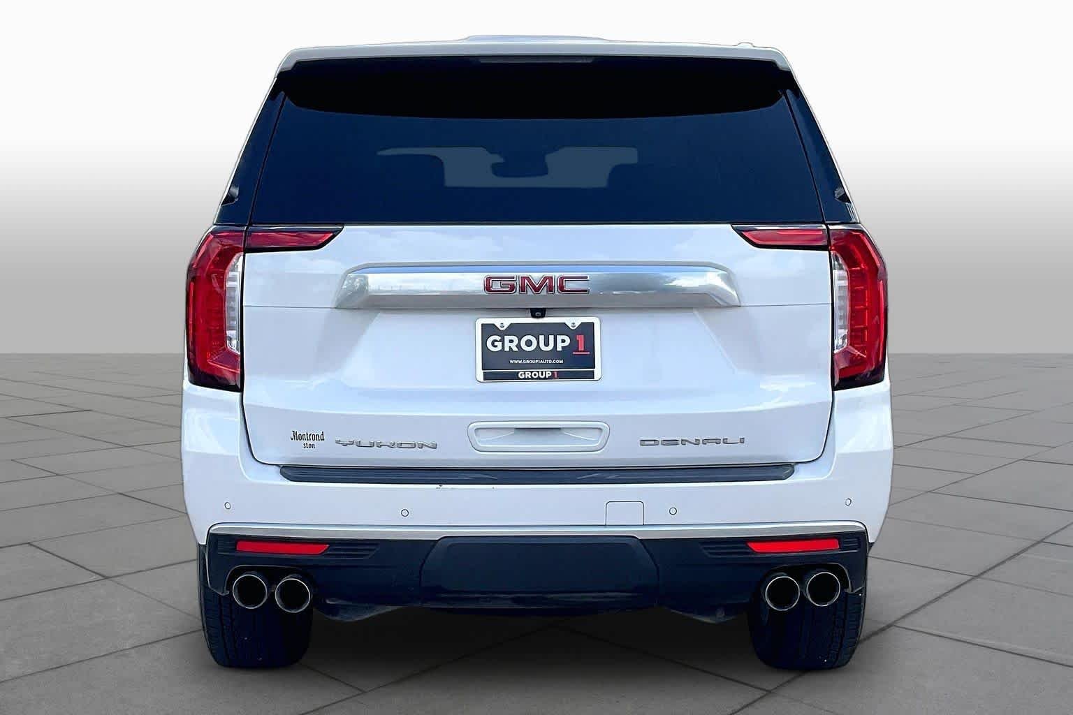 Used 2024 White Frost Tricoat GMC Denali image 5