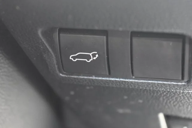 Used 2022 Black Toyota XLE image 25