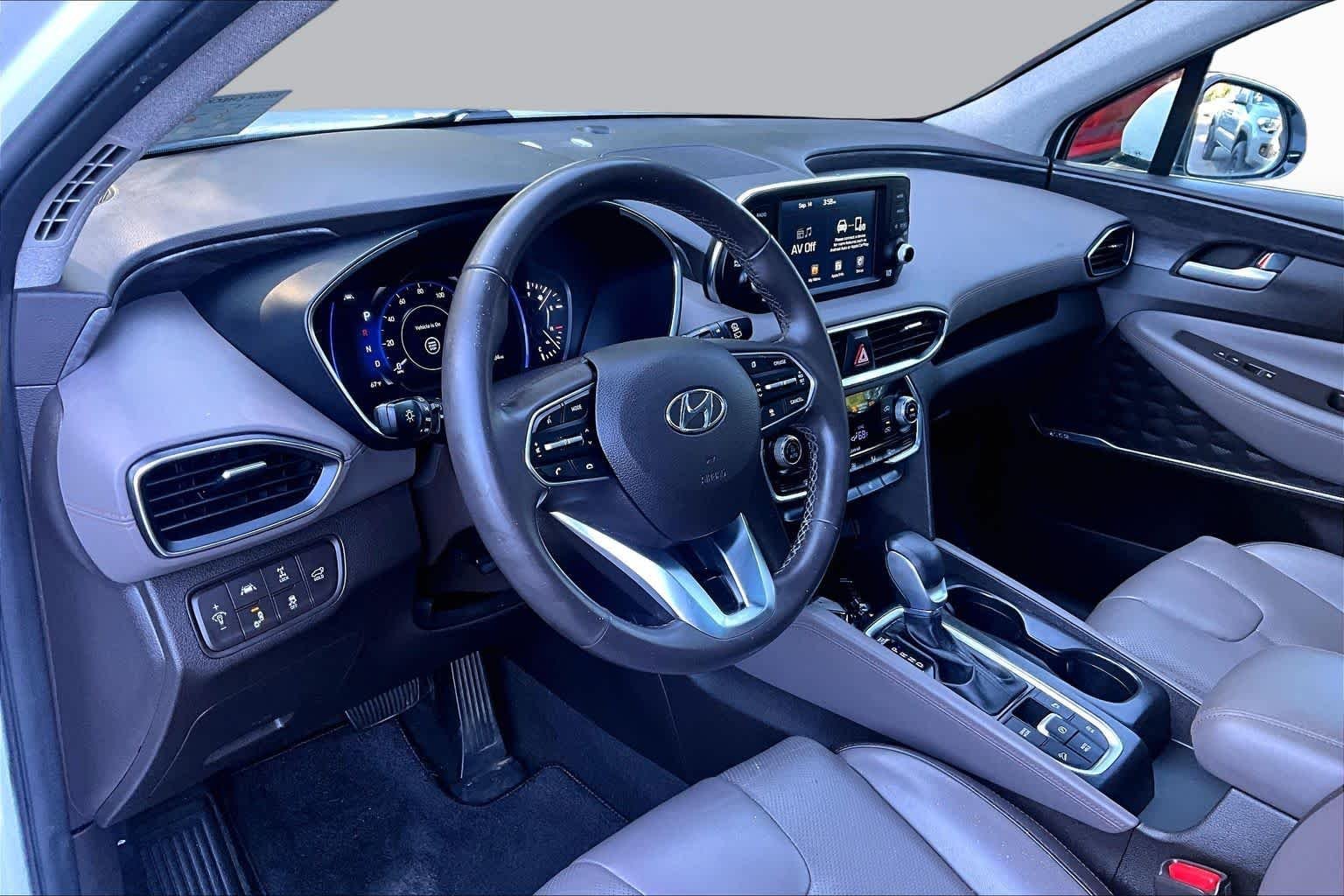 Used 2019 Quartz White Hyundai Limited image 17