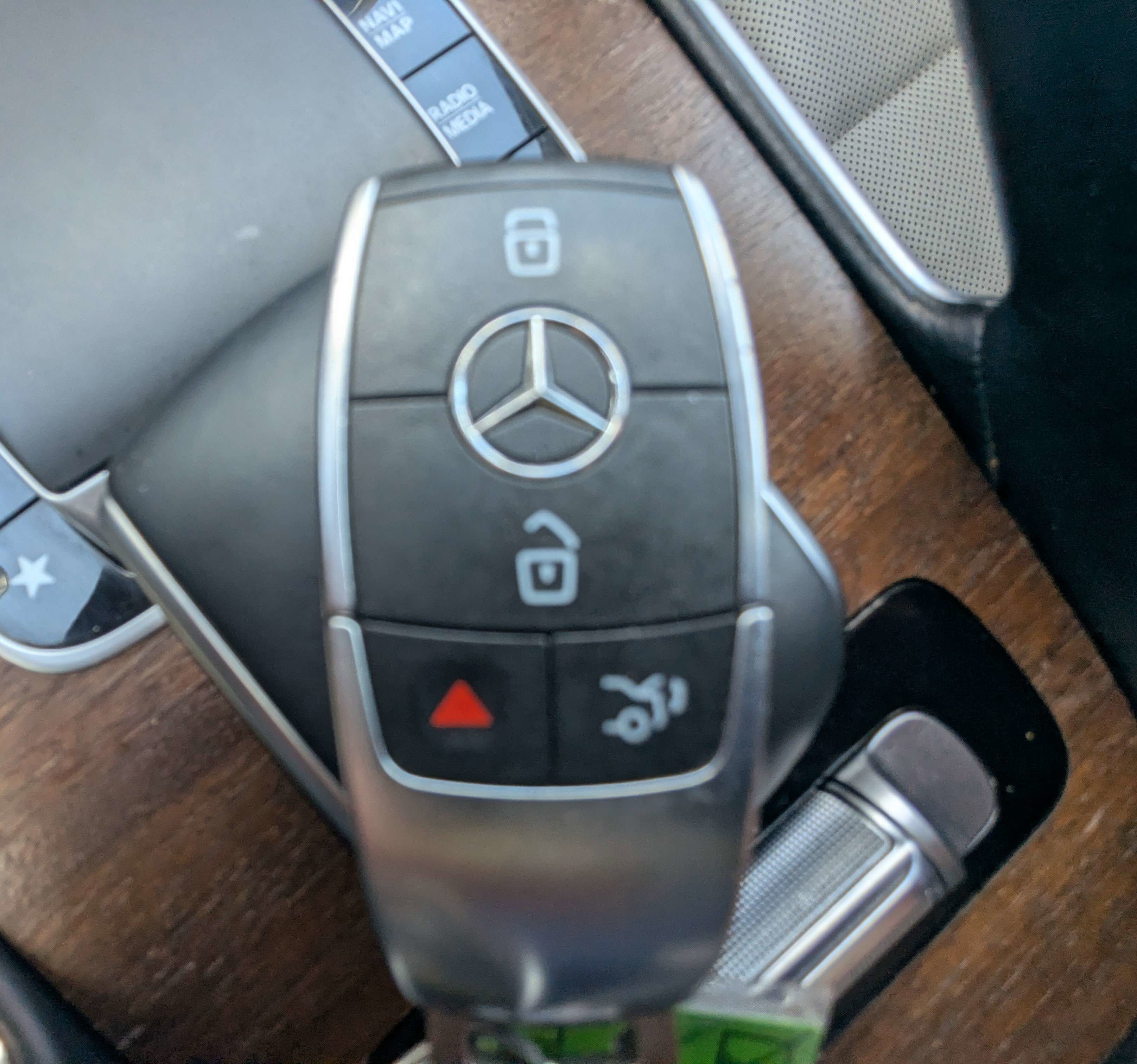 Used 2020 Brilliant Blue Metallic Mercedes-Benz GLS 450 image 42
