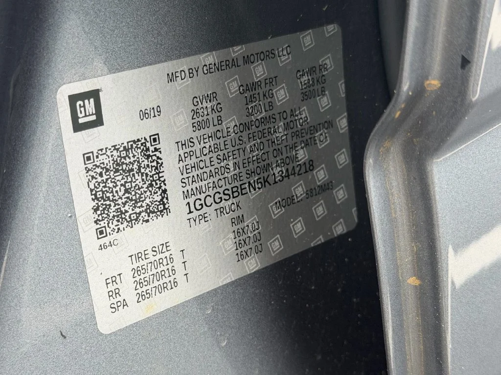 Used 2019 Gray Chevrolet Work Truck image 17