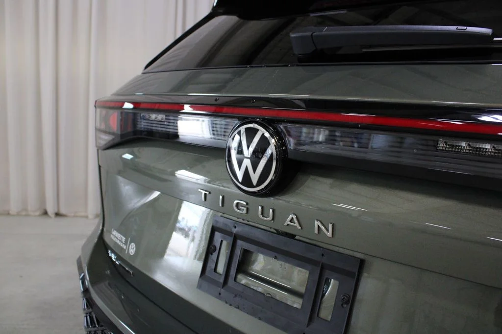 New 2026 Green Volkswagen SEL R-Line Turbo image 33