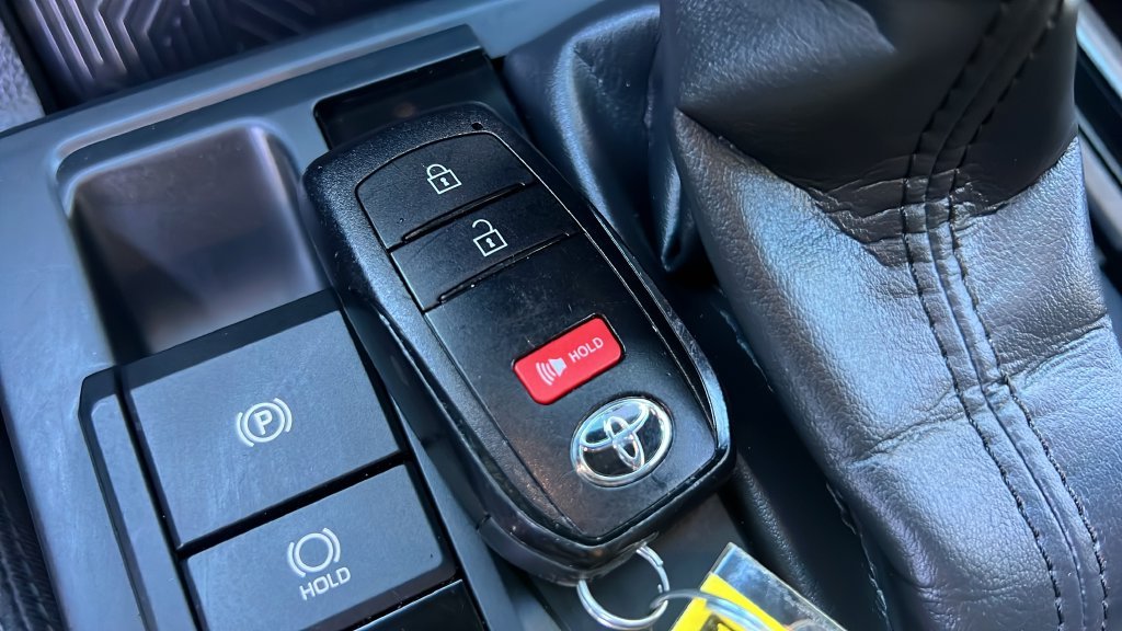 Used 2026  Toyota SR5 image 22