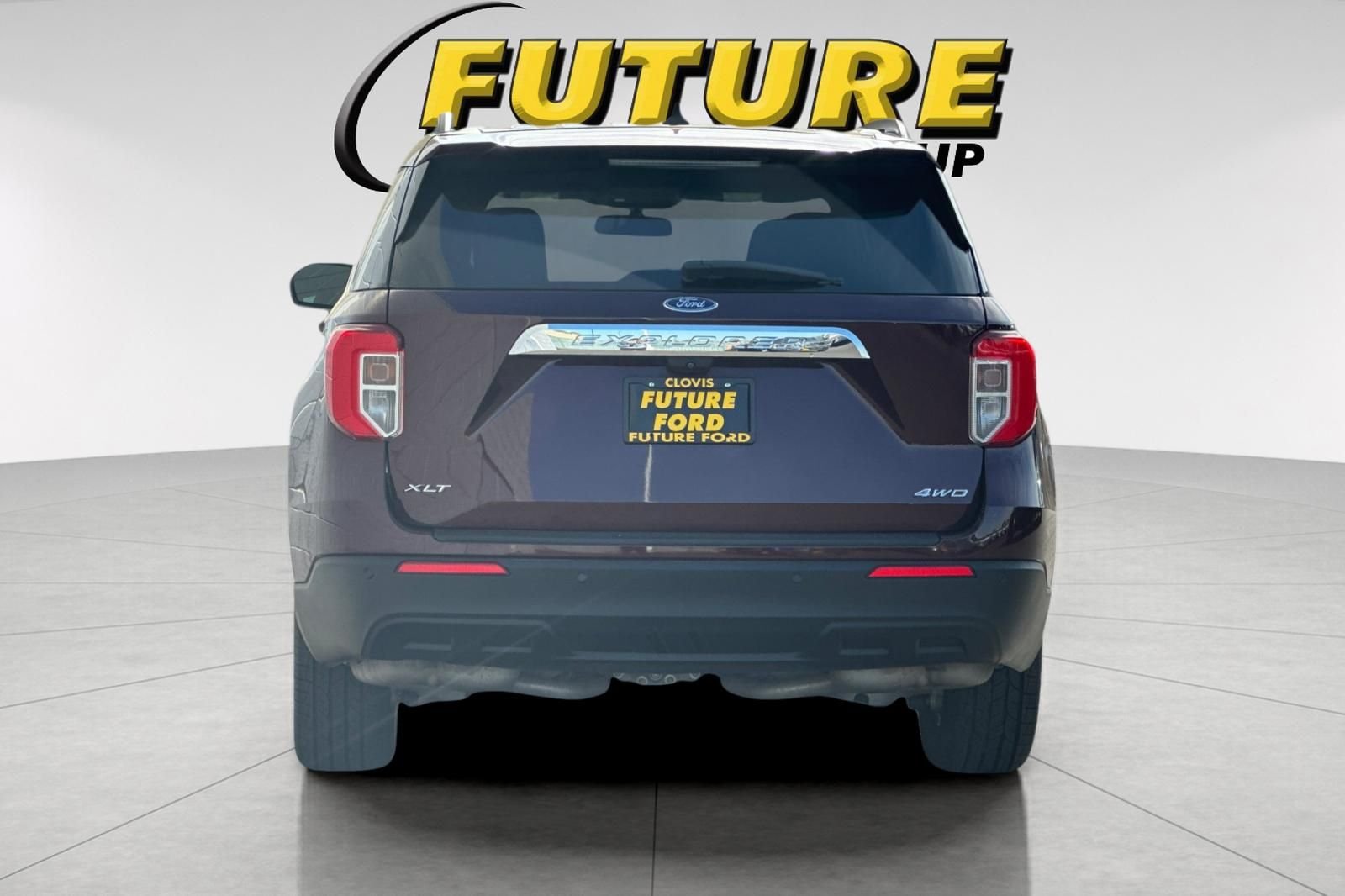Used 2022 Red Ford XLT image 4
