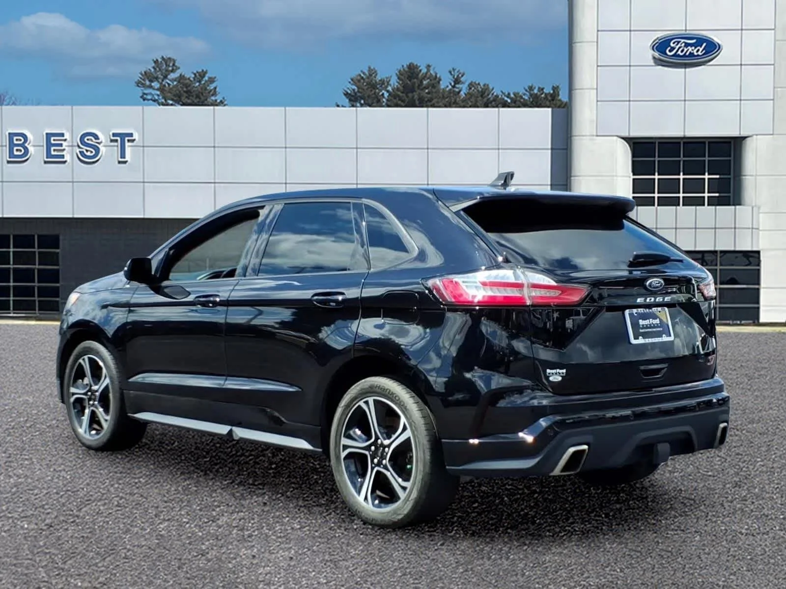 Used 2024 Agate Black Ford ST image 4