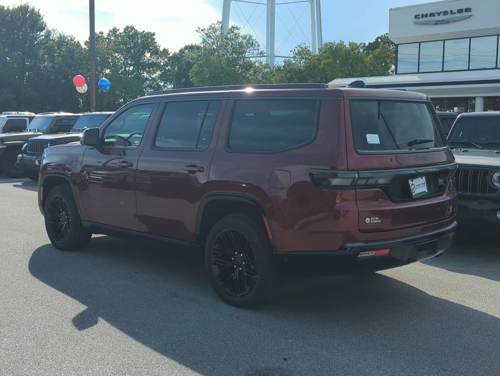New 2026 Velvet Red Pearl-Coat Exterior Paint Jeep Limited Reserve image 5